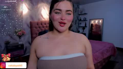  Luna online show from 11-30-25, 04:05