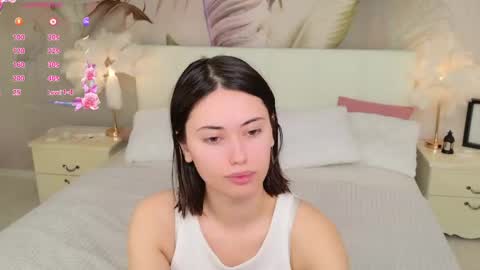 Luna online show from 04-12-26, 02:55