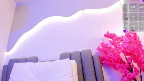 lunaa_hart online show from 04-07-26, 10:42