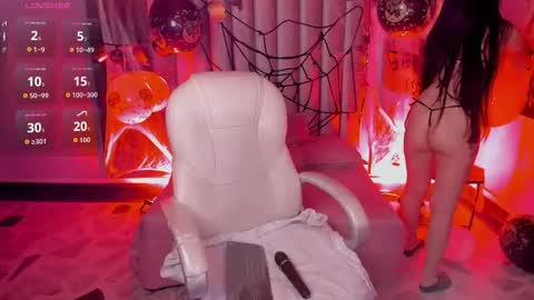 Luna  online show from 10-18-25, 08:09