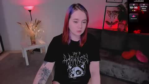 Snapshot of lunaali chatting on 02-22-26, 09:02 Li online show from 02-22-26, 09:02