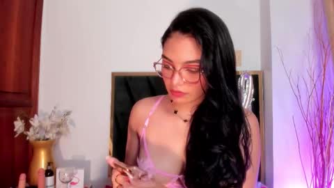 Snapshot of lunaaspen chatting on 02-14-26, 06:15 Luna Aspen online show from 02-14-26, 06:15