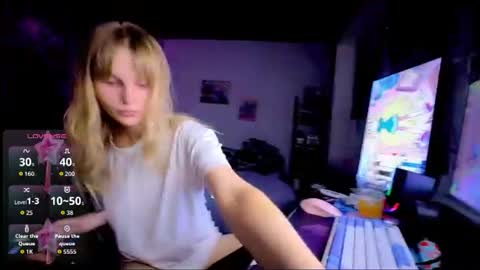 Britney online show from 06-28-26, 08:15