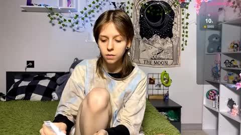 Snapshot of lunagorgon chatting on 04-09-26, 08:14 luna online show from 04-09-26, 08:14