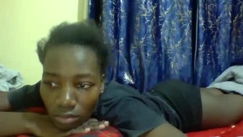 lunah_kitty online show from 04-22-26, 03:20