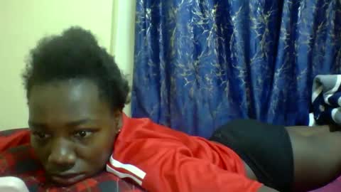 lunah_kitty online show from 04-30-26, 09:48