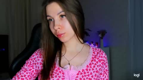 Snapshot of lunail chatting on 02-11-26, 01:10 lunail online show from 02-11-26, 01:10