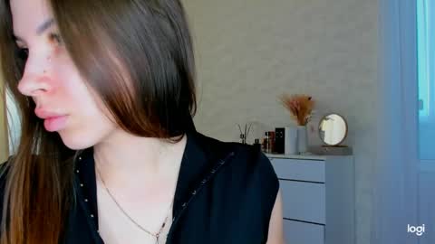 lunail online show from 05-03-26, 03:07