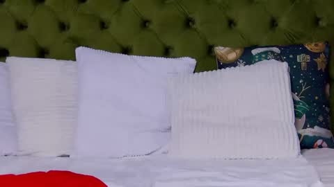 Snapshot of lunajenner chatting on 01-14-26, 04:56 LunaJenner online show from 01-14-26, 04:56