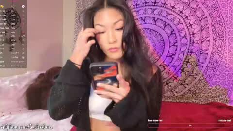 Snapshot of lunalawless chatting on 01-17-26, 01:54 luna dela cruz online show from 01-17-26, 01:54