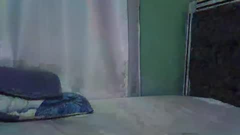 lunalove22_ online show from 10-09-25, 06:39