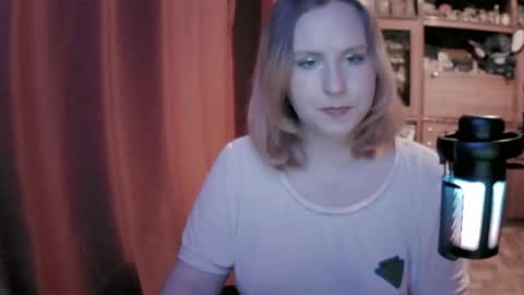 lunamystique_ online show from 04-28-26, 02:55