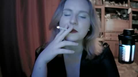 Snapshot of lunamystique_ chatting on 05-22-26, 04:23 lunamystique_ online show from 05-22-26, 04:23