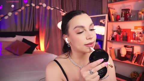 Luna  next streams Mon Fri Sat Sun 8pm-5am gmt0 online show from 02-23-25, 08:22