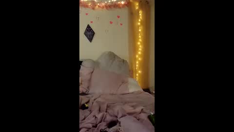 Snapshot of lunanova4 chatting on 01-10-26, 02:35 lunanova4 online show from 01-10-26, 02:35