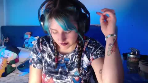 Snapshot of lunapalmer01 chatting on 04-14-26, 04:24 Julieth online show from 04-14-26, 04:24
