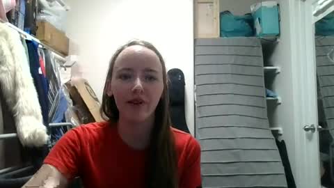 lunapixie2020 online show from 05-18-26, 04:07