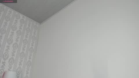 Luna  online show from 11-02-25, 04:31