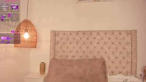 Snapshot of lunara_vall chatting on 06-23-26, 05:38 Lia 3 online show from 06-23-26, 05:38