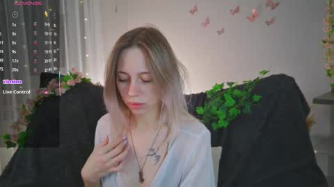 Kelly online show from 02-02-26, 04:49