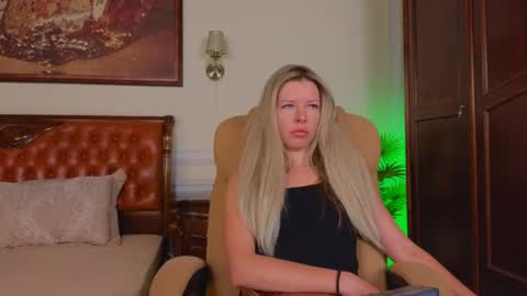Luna Rishi online show from 06-22-26, 06:10