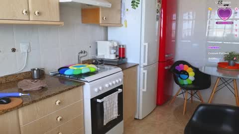 Snapshot of lunary_mix chatting on 01-09-25, 04:17 Luna online show from 01-09-25, 04:17