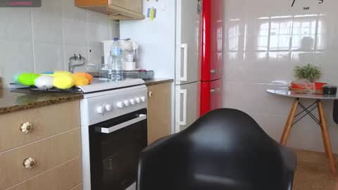 Snapshot of lunary_mix chatting on 02-09-25, 02:50 Luna online show from 02-09-25, 02:50