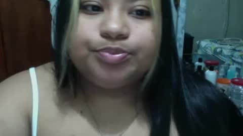 Luna   follow me on Instagram  online show from 12-06-24, 10:41