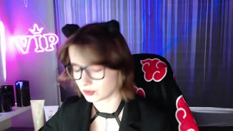 LunaXcherry online show from 07-21-26, 04:42