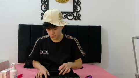 Snapshot of lunaydream chatting on 06-10-26, 11:31 lunaydream online show from 06-10-26, 11:31