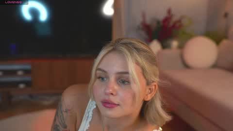 Evi online show from 05-02-26, 08:08
