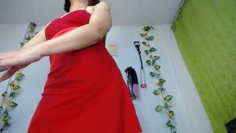 Luna Tamara online show from 09-25-25, 03:21