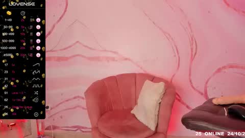 Snapshot of lunmei chatting on 10-24-25, 10:39 lunmei online show from 10-24-25, 10:39