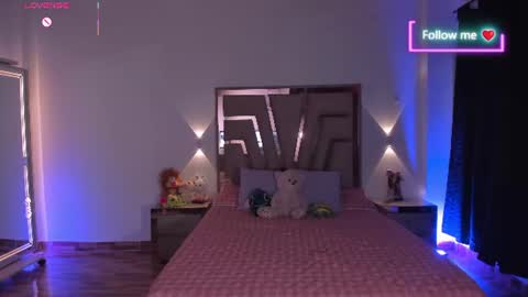 LUNA ROSE online show from 06-17-26, 10:43