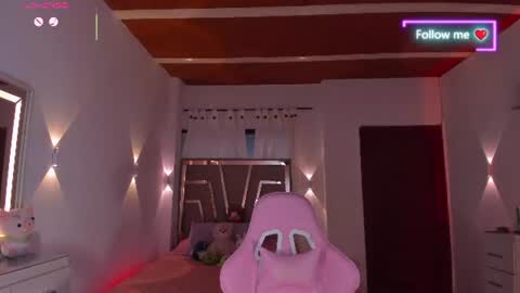 Snapshot of lunna_roosee chatting on 07-27-26, 10:39 LUNA ROSE online show from 07-27-26, 10:39