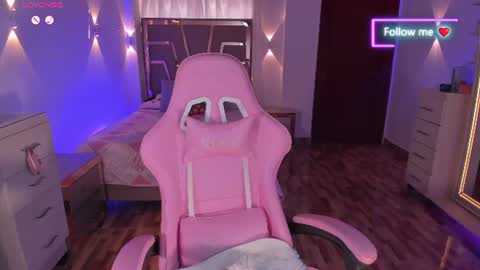 Snapshot of lunna_roosee chatting on 08-06-26, 06:43 LUNA ROSE online show from 08-06-26, 06:43