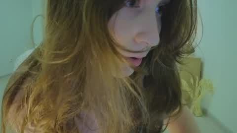 lunoria online show from 05-26-26, 11:34