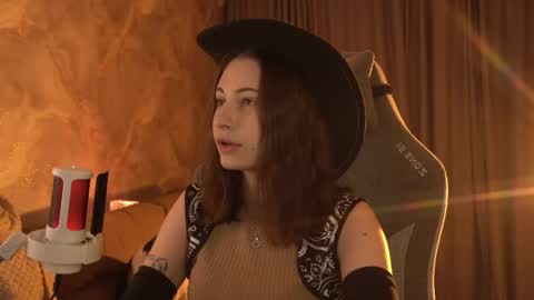 Amelia online show from 04-24-26, 08:44