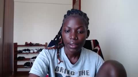 luo_queen online show from 05-12-26, 07:38