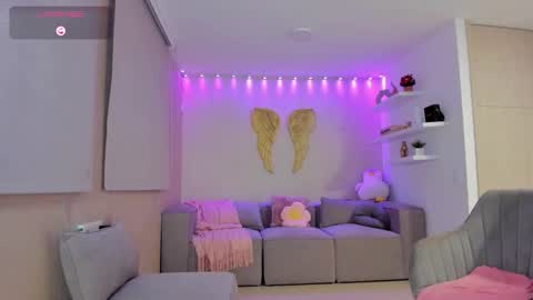 Lupe - Independent online show from 10-14-25, 01:50