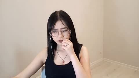 Roxie online show from 04-27-26, 01:09