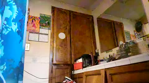 Snapshot of lusciouslibra82 chatting on 02-27-25, 10:20 .Clarissa. Follow me on Instagram miss buns online show from 02-27-25, 10:20