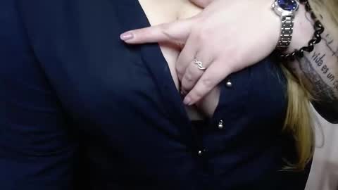 Snapshot of lushhailey chatting on 01-27-25, 11:22 Hailey online show from 01-27-25, 11:22