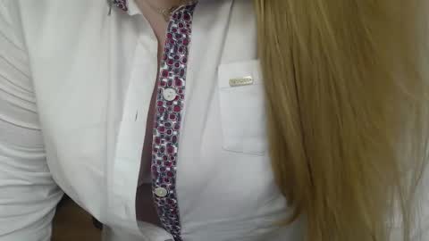 Snapshot of lushhailey chatting on 09-22-25, 08:55 Hailey online show from 09-22-25, 08:55