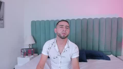 Lushian And Luna online show from 09-26-25, 02:32