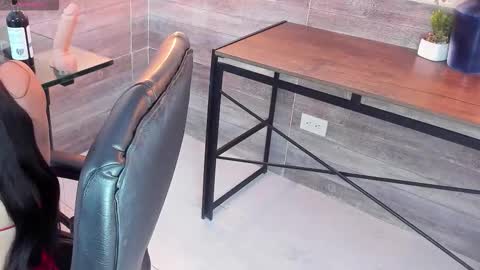 Snapshot of lussiewillow chatting on 09-23-25, 11:46 Lussie online show from 09-23-25, 11:46