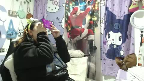 Snapshot of lussyevans_ chatting on 01-09-26, 03:42 lussyevans_ online show from 01-09-26, 03:42