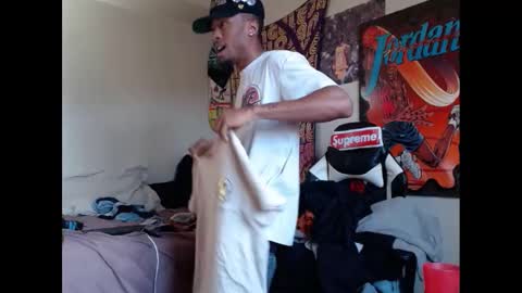 LUST online show from 12-23-24, 07:30