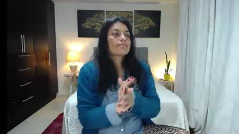 Angela 3 online show from 06-21-26, 01:08