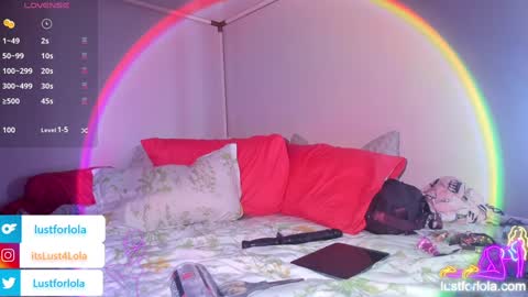 Snapshot of lustforlola chatting on 01-07-25, 04:50 LOLA online show from 01-07-25, 04:50